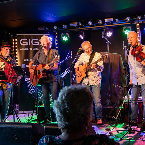 placeholder img alt text