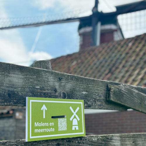 placeholder img alt text