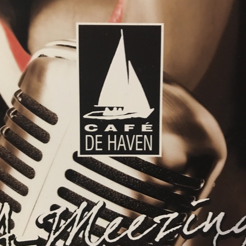 placeholder img alt text