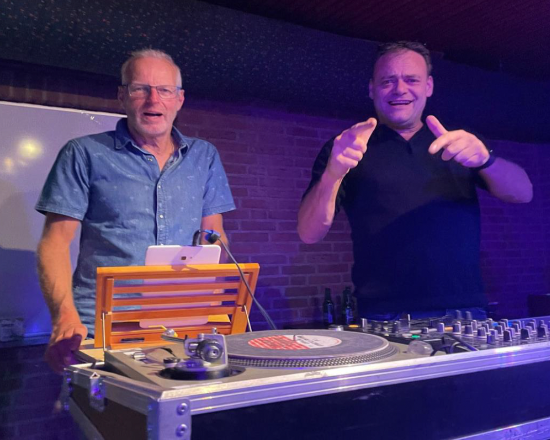 DJ’s Dirk en Jos gaan weer los